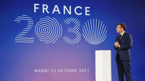 Presidente da França, Emmanuel Macron, durante apresentação do plano de investimento França 2030, em Paris, em 12 de outubro de 2021 - Sputnik Brasil