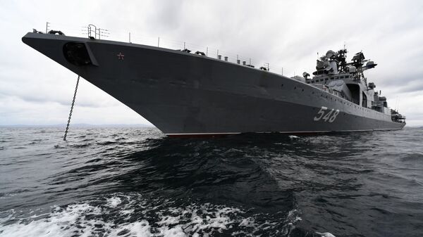 Navio antissubmarino grande Admiral Panteleev da Frota do Pacífico da Marinha russa durante o exercício naval conjunto, Interação Naval 2021, no mar do Japão - Sputnik Brasil