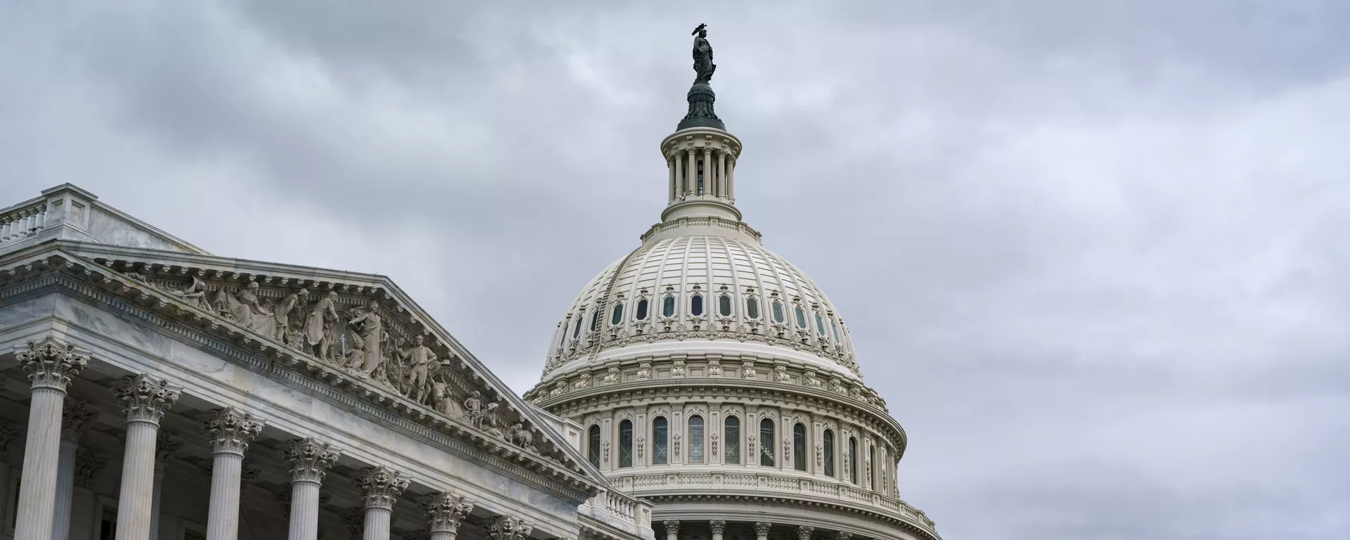 Capitólio durante votação na Câmara dos Representantes em Washington, EUA, 12 de outubro de 2021 - Sputnik Brasil, 1920, 06.02.2024