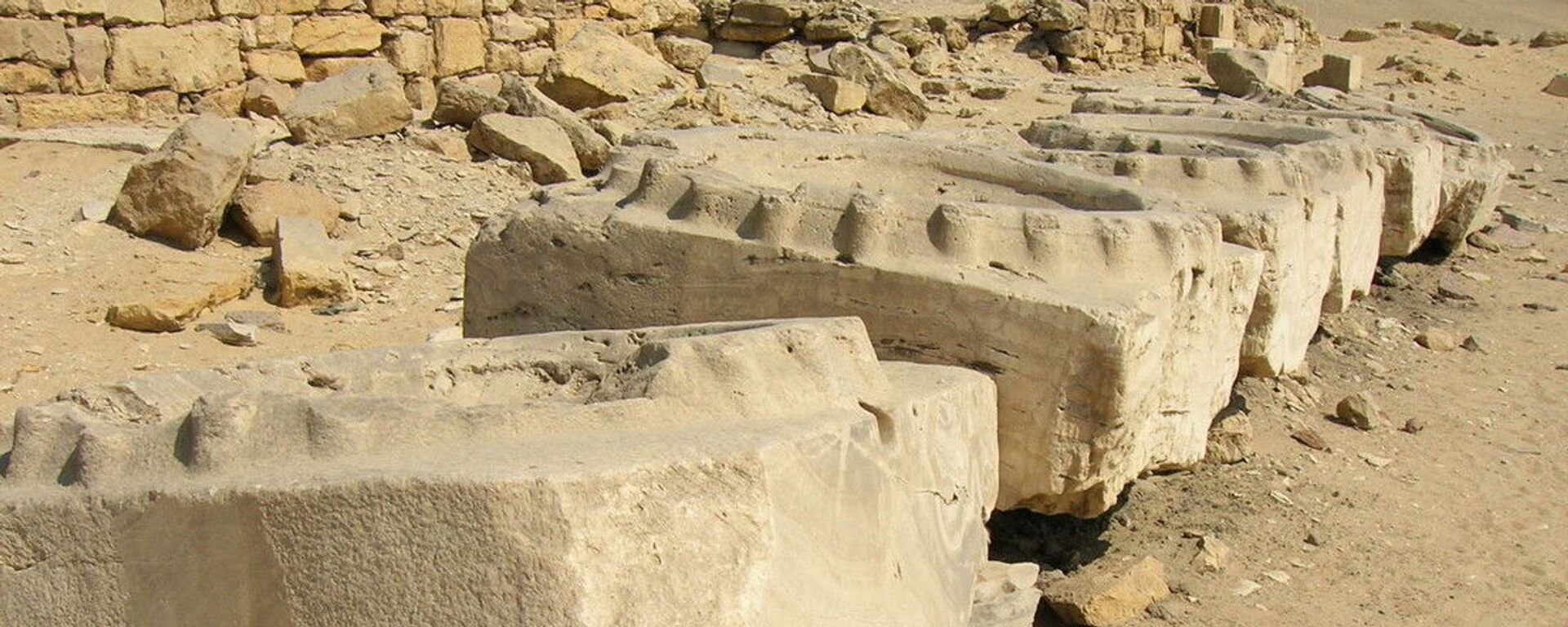 Ruínas de templo solar perdido são encontradas em escavação no Egito - Sputnik Brasil, 1920, 30.01.2023