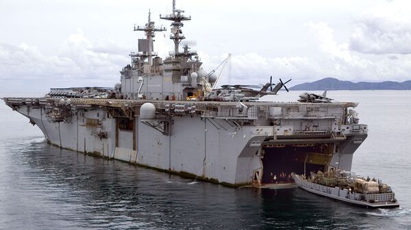 USS Essex, navio de assalto anfíbio dos EUA  - Sputnik Brasil