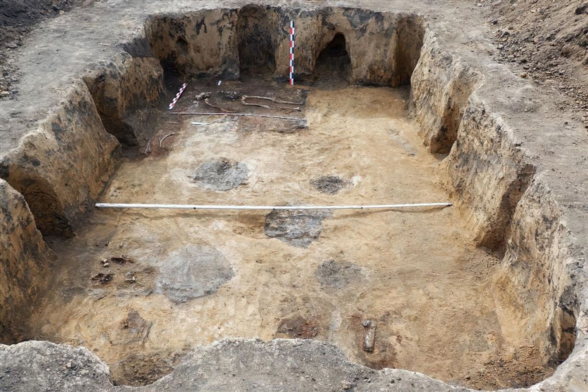 Local das escavações em necrópole do século IV a.C., conduzidas na região de Voronezh, Rússia 
 - Sputnik Brasil, 1920, 20.11.2021