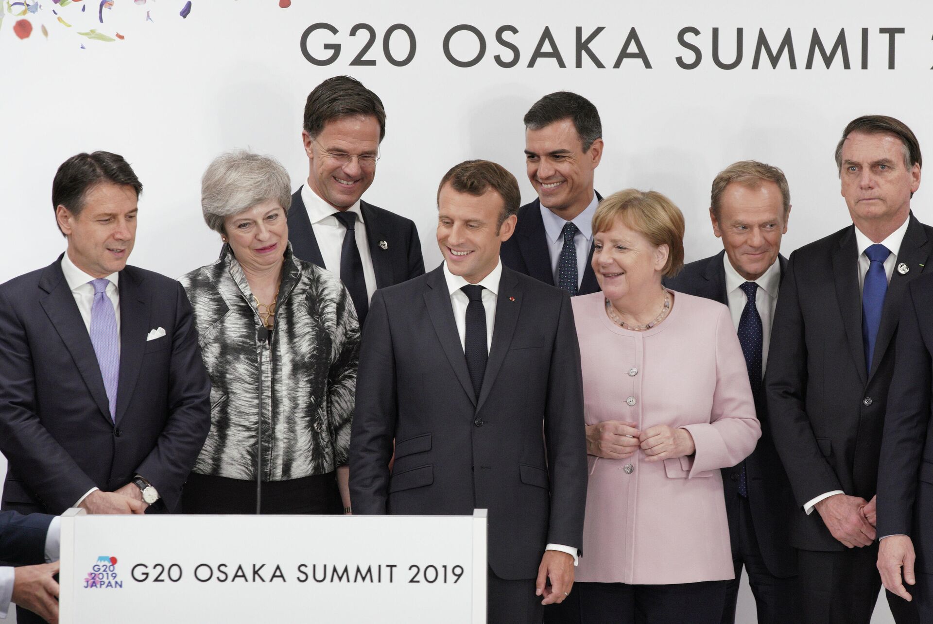 Presidente Jair Bolsonaro entre outros líderes mundiais na cúpula do G20 no Japão, 29 de junho de 2019 - Sputnik Brasil, 1920, 09.02.2022
