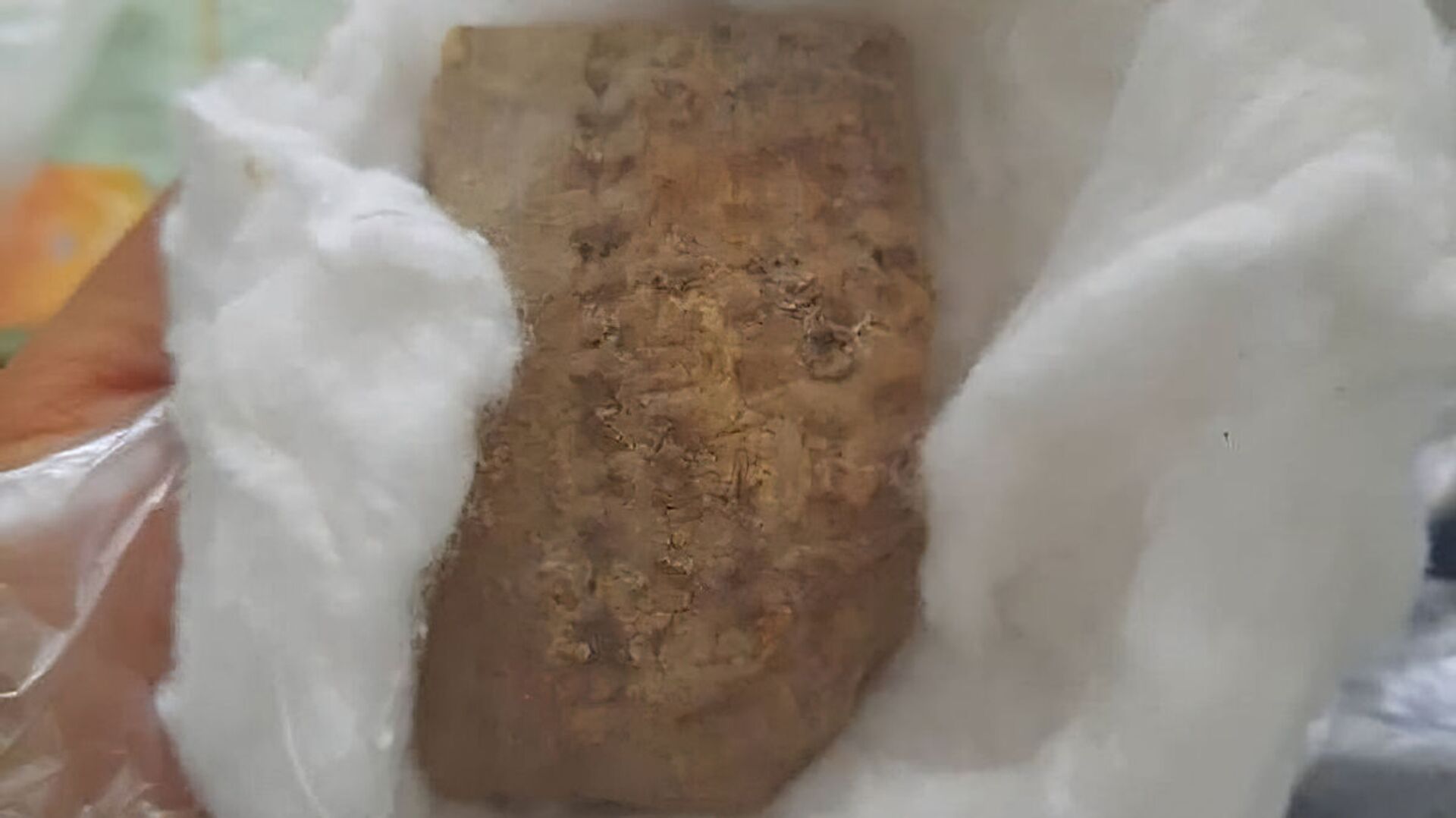 Tábua de argila, datada aproximadamente do período Elam, nos anos 2700 a.C. – 539 a.C., descoberta no sudoeste do Irã  - Sputnik Brasil, 1920, 04.12.2021