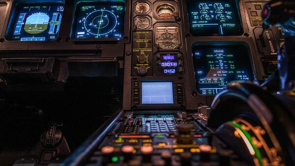 Cockpit de aeronave (imagem de referência) - Sputnik Brasil