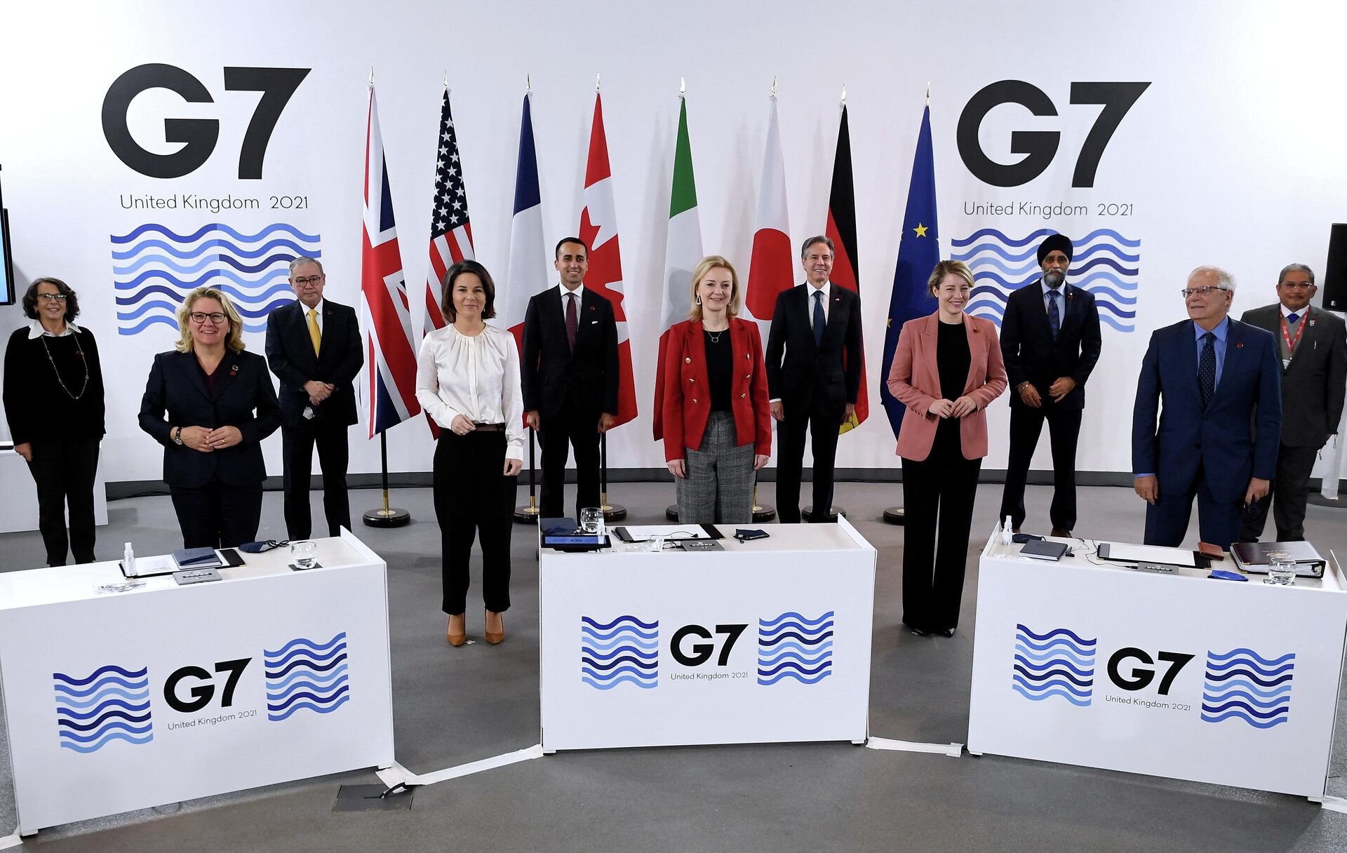 Principais representantes do G7 em Liverpool, Reino Unido, 12 de dezembro de 2021 - Sputnik Brasil, 1920, 12.12.2021