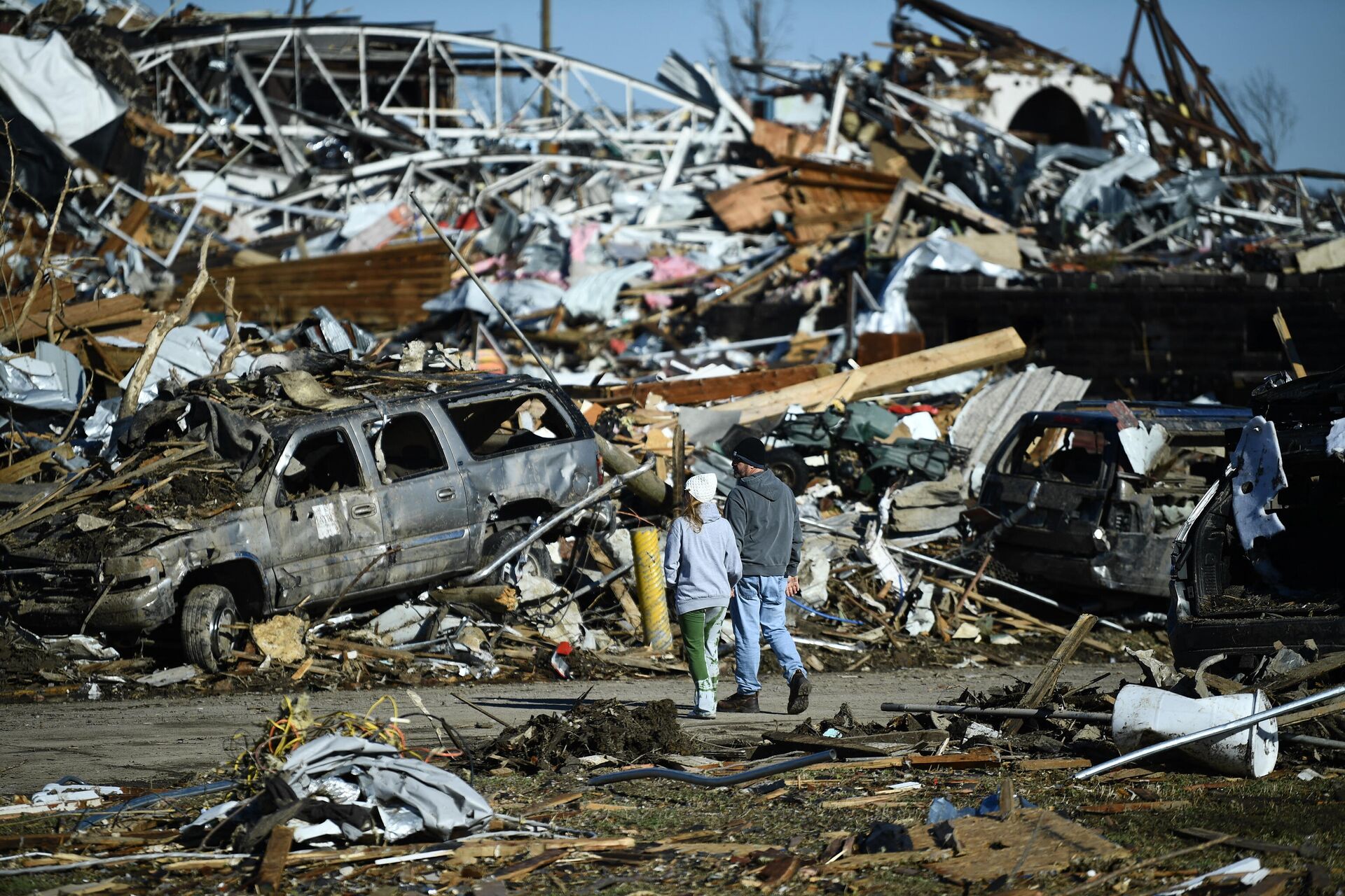 Consequências do tornado no estado do Kentucky nos EUA, 12 de dezembro de 2021 - Sputnik Brasil, 1920, 13.12.2021