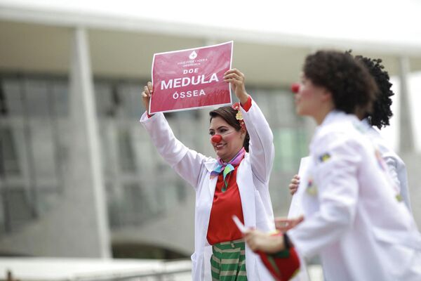 Primeira-dama do Brasil, Michelle Bolsonaro, participa de uma ação para atrair atenção à doação de medula óssea, Brasília, 14 de dezembro de 2021 - Sputnik Brasil
