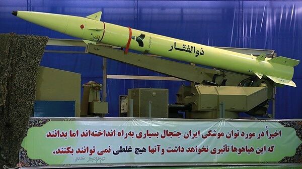 Míssil de curto alcance iraniano Zolfaghar - Sputnik Brasil