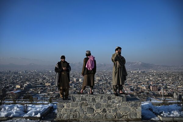 Membros do movimento Talibã (organização sob sanções da ONU por atividade terrorista) na colina de Wazir Akbar Khan em Cabul, no Afeganistão. - Sputnik Brasil