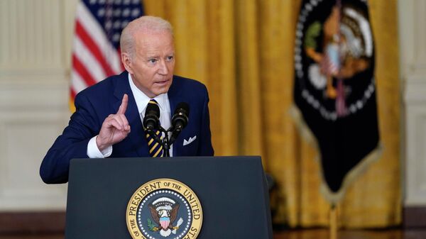 Presidente americano, Joe Biden, durante coletiva de imprensa na Casa Branca em Washington, EUA, 19 de janeiro de 2022 - Sputnik Brasil