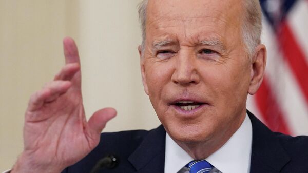 O presidente dos EUA, Joe Biden, fala sobre sua legislação  ao receber os executivos-chefes das principais empresas dos EUA na Casa Branca em Washington, EUA, em 26 de janeiro de 2022 - Sputnik Brasil