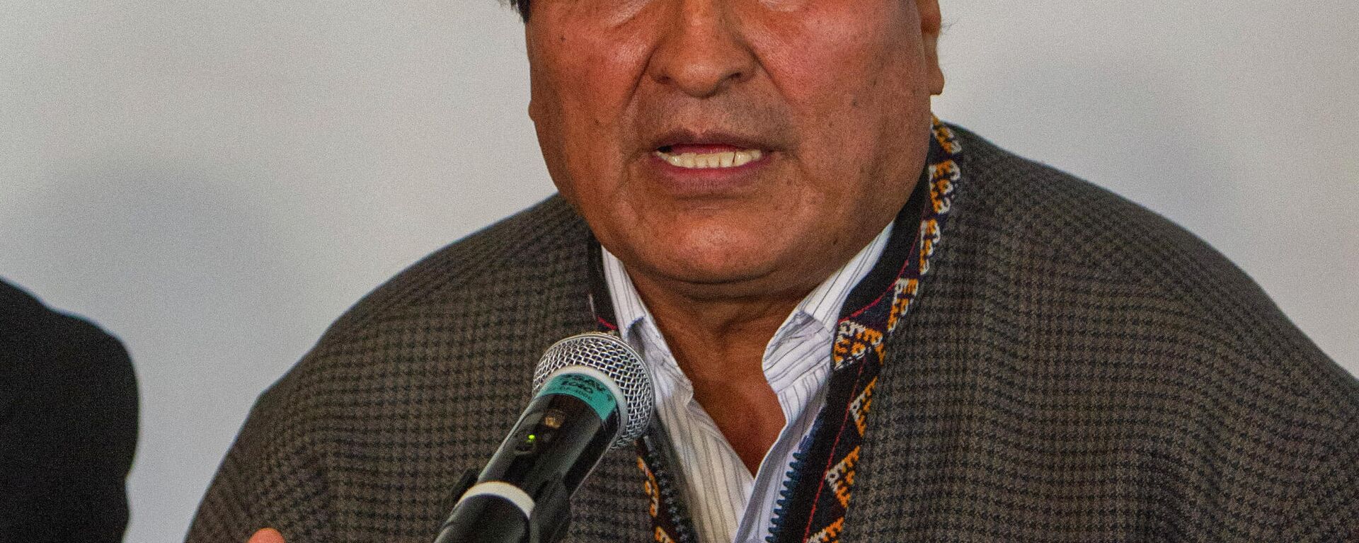 O ex-presidente da Bolívia Evo Morales durante entrevista coletiva no hotel Fiesta Americana na Cidade do México, em 22 de outubro de 2021 - Sputnik Brasil, 1920, 11.01.2023