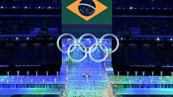 Equipe do Brasil se apresenta na cerimônia de abertura dos Jogos Olímpicos de Inverno em Pequim, 4 de fevereiro de 2021 - Sputnik Brasil