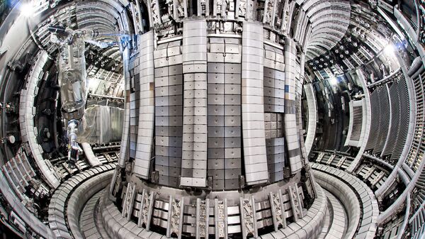 O reator experimental Joint European Torus (JET, na sigla em inglês) é o maior do mundo - Sputnik Brasil