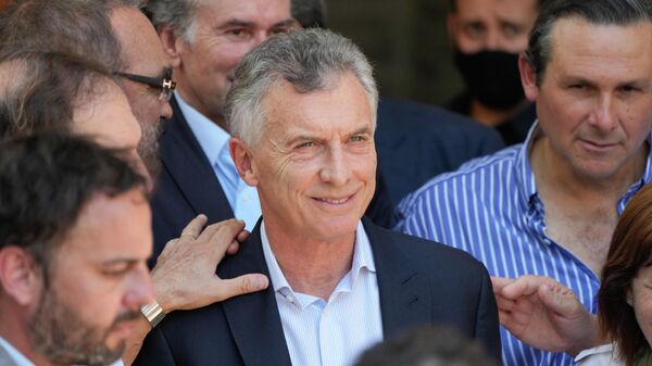 O ex-presidente argentino Mauricio Macri deixa tribunal onde foi intimado a prestar depoimento, em Dolores, na Argentina, em 28 de outubro de 2021 - Sputnik Brasil