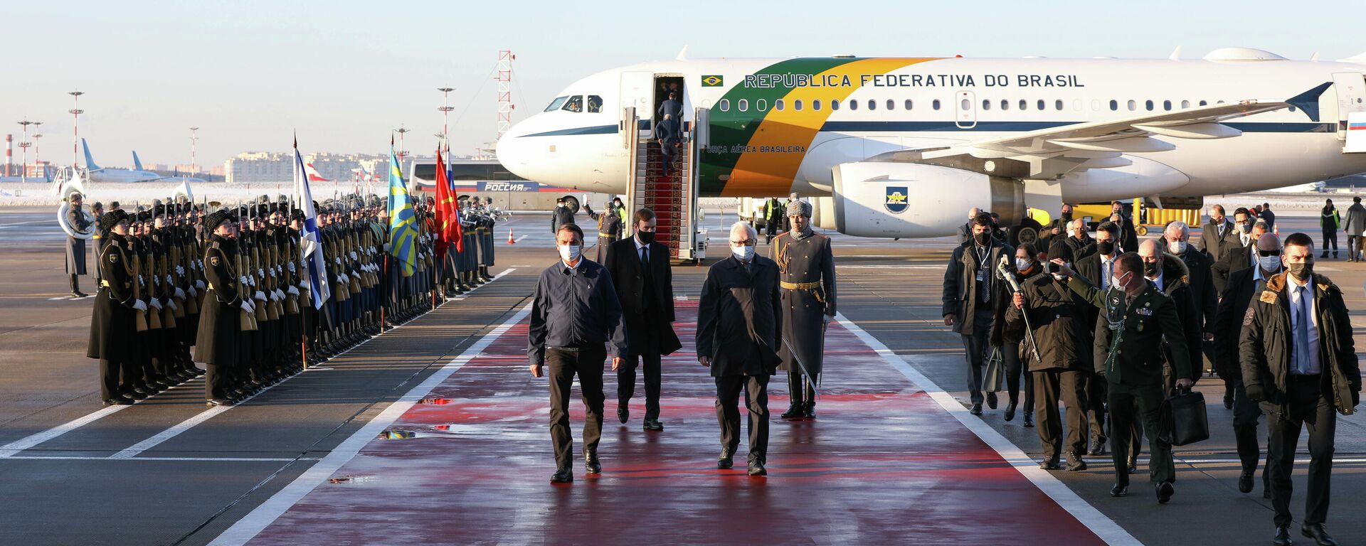 Presidente, Jair Bolsonaro, chega à Rússia, 15 de fevereiro de 2022 - Sputnik Brasil, 1920, 15.02.2022