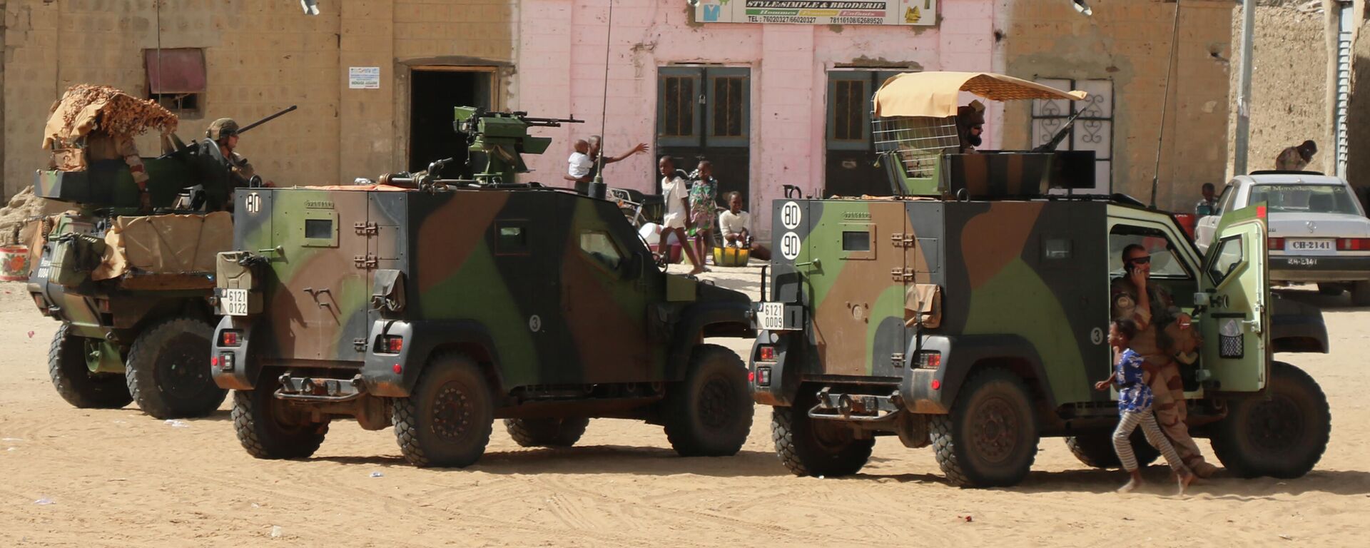 Forças francesas da Operação Barkhane patrulham ruas de Timbuktu, no Mali, em 29 de setembro de 2021 - Sputnik Brasil, 1920, 16.09.2022