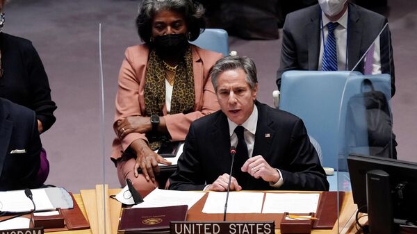 O secretário de Estado dos EUA, Antony Blinken, discursa no Conselho de Segurança das Nações Unidas, quinta-feira, 17 de fevereiro de 2022 - Sputnik Brasil