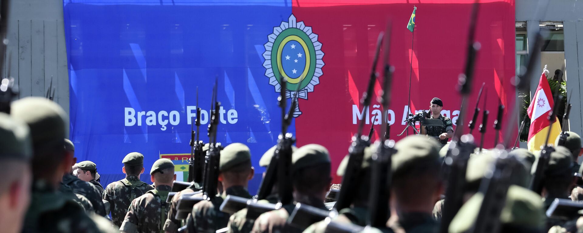 Solenidade comemorativa ao Dia do Exército Brasileiro no Comando Militar do Sudeste, em 18 de abril de 2019 - Sputnik Brasil, 1920, 09.05.2022