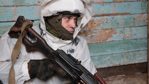 Milícia Popular da República Popular de Donetsk (RPD) na região do povoado de Spartak, 27 de janeiro de 2022 - Sputnik Brasil