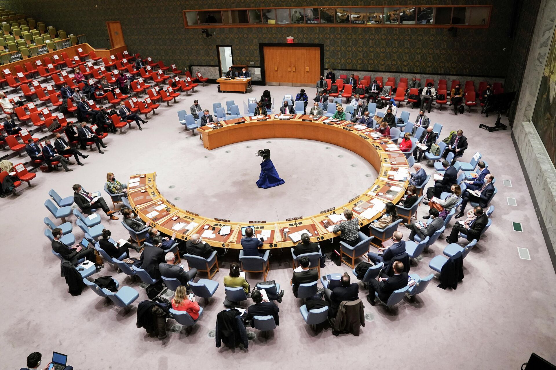 Sessão emergencial do Conselho de Segurança da ONU após a Rússia ter reconhecido a independência das repúblicas de Donbass, Nova York, 21 de fevereiro de 2022 - Sputnik Brasil, 1920, 27.02.2022