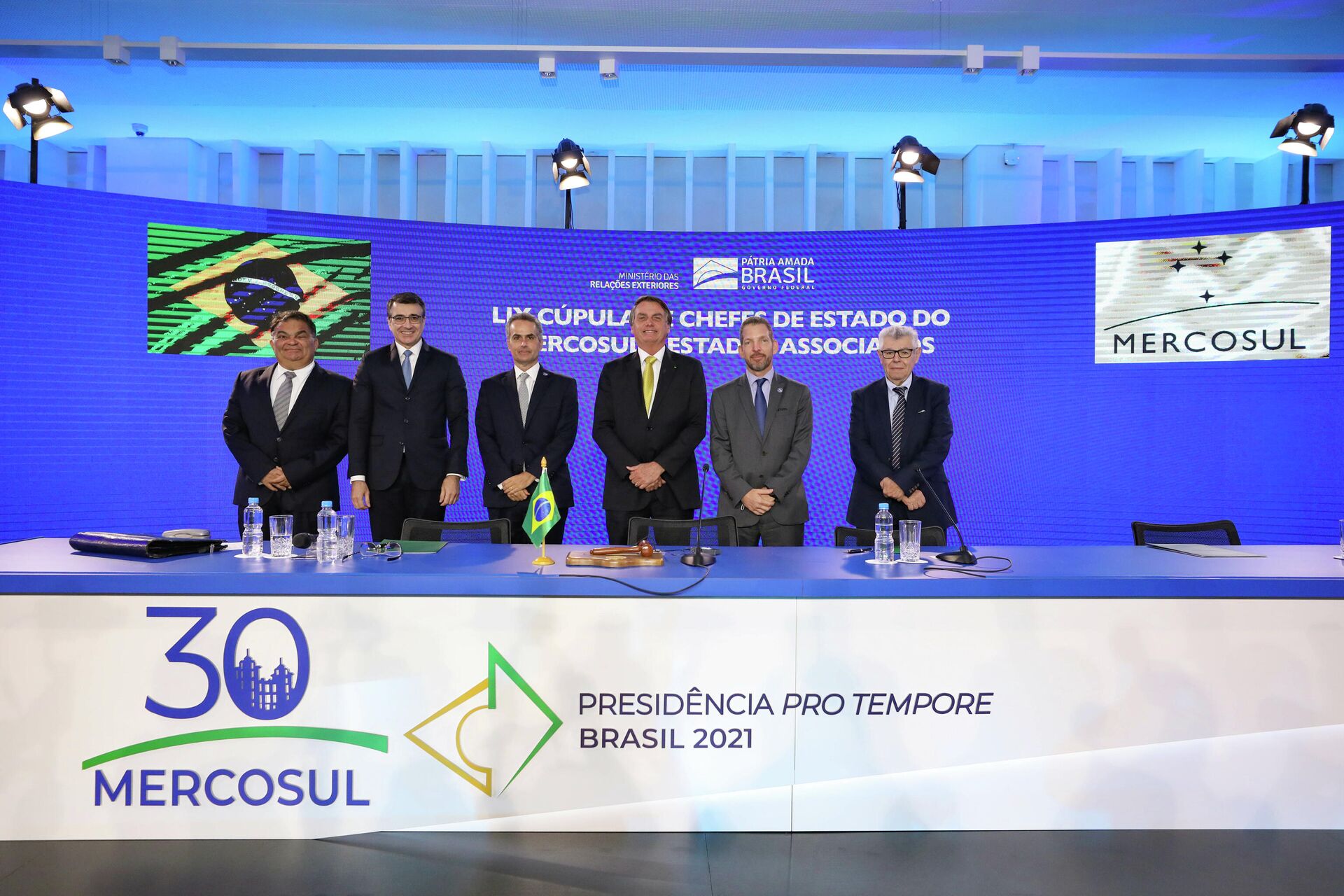  LIX Cúpula de Chefes de Estado do Mercosul e Estados Associados através de videoconferência, 17 de dezembro de 2021 - Sputnik Brasil, 1920, 22.02.2022