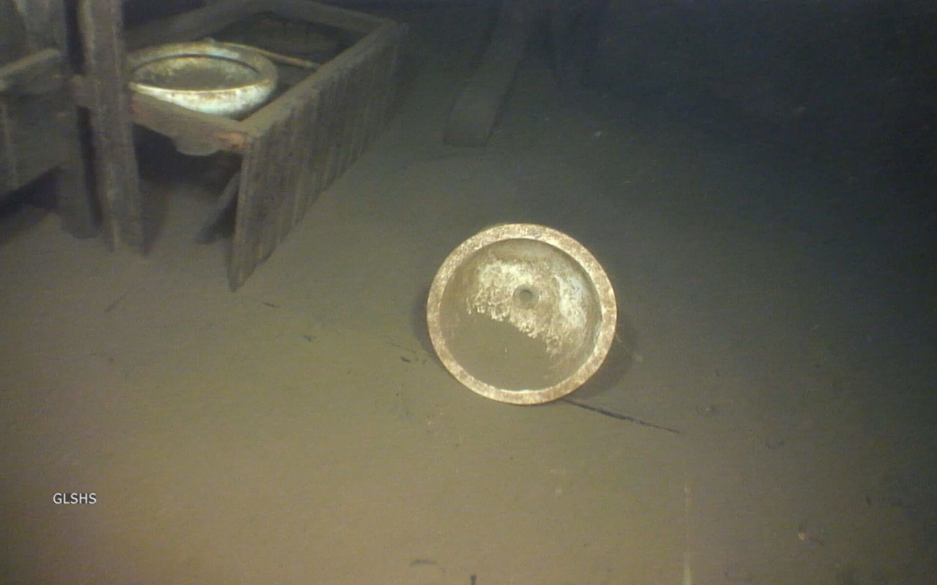 Vaso sanitário na escuna Atlanta, de 52,4 metros, encontrada no lago Superior, a mais de 50 quilômetros do Parque Deer em Michigan, EUA - Sputnik Brasil, 1920, 04.03.2022
