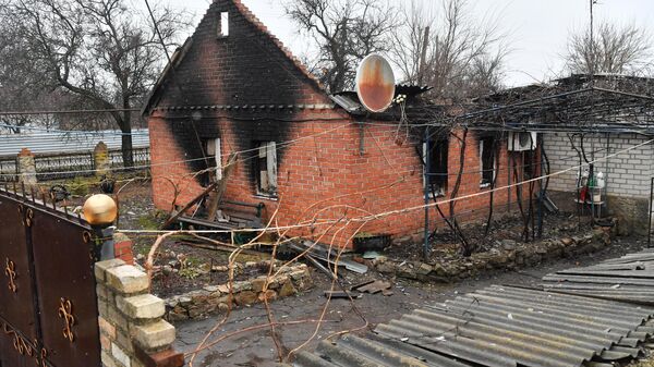 Casa residencial destruída em Nikolaevka, República Popular de Donetsk - Sputnik Brasil