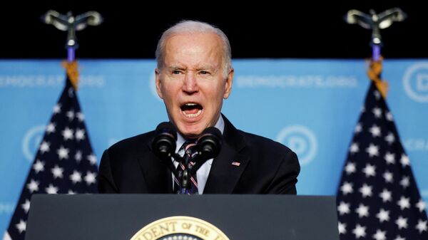 Em Washington, o presidente dos EUA, Joe Biden, discursa durante evento, em 10 de março de 2022 - Sputnik Brasil