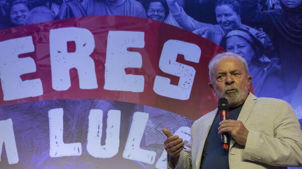 Ex-presidente Luiz Inácio Lula da Silva se encontra com lideranças femininas em São Paulo, 10 de março de 2022 - Sputnik Brasil