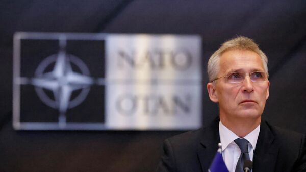 Em Bruxelas, na Bélgica, o secretário-geral da Organização do Tratado do Atlântico Norte (OTAN), Jens Stoltenberg, participa de reunião da aliança em 16 de março de 2022. - Sputnik Brasil