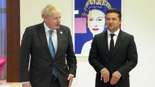 Boris Jonhson, primeiro-ministro do Reino Unido, e Vladimir Zelensky, presidente da Ucrânia, no consulado britânico em Nova York, EUA, 22 de setembro de 2021 - Sputnik Brasil