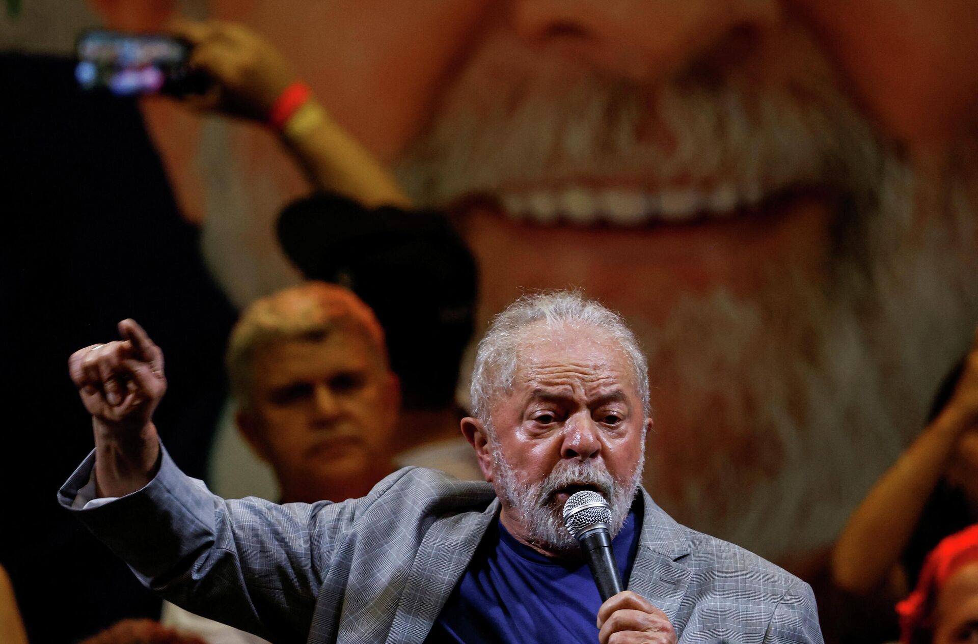 Ex-presidente Luiz Inácio Lula da Silva participa de evento do PT em Curitiba, 18 de março de 2022 - Sputnik Brasil, 1920, 21.03.2022