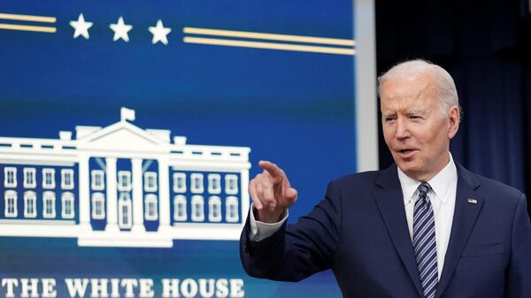 Presidente dos EUA, Joe Biden, fala durante briefing na Casa Branca sobre os preços de energia, EUA, 31 de março de 2022 - Sputnik Brasil