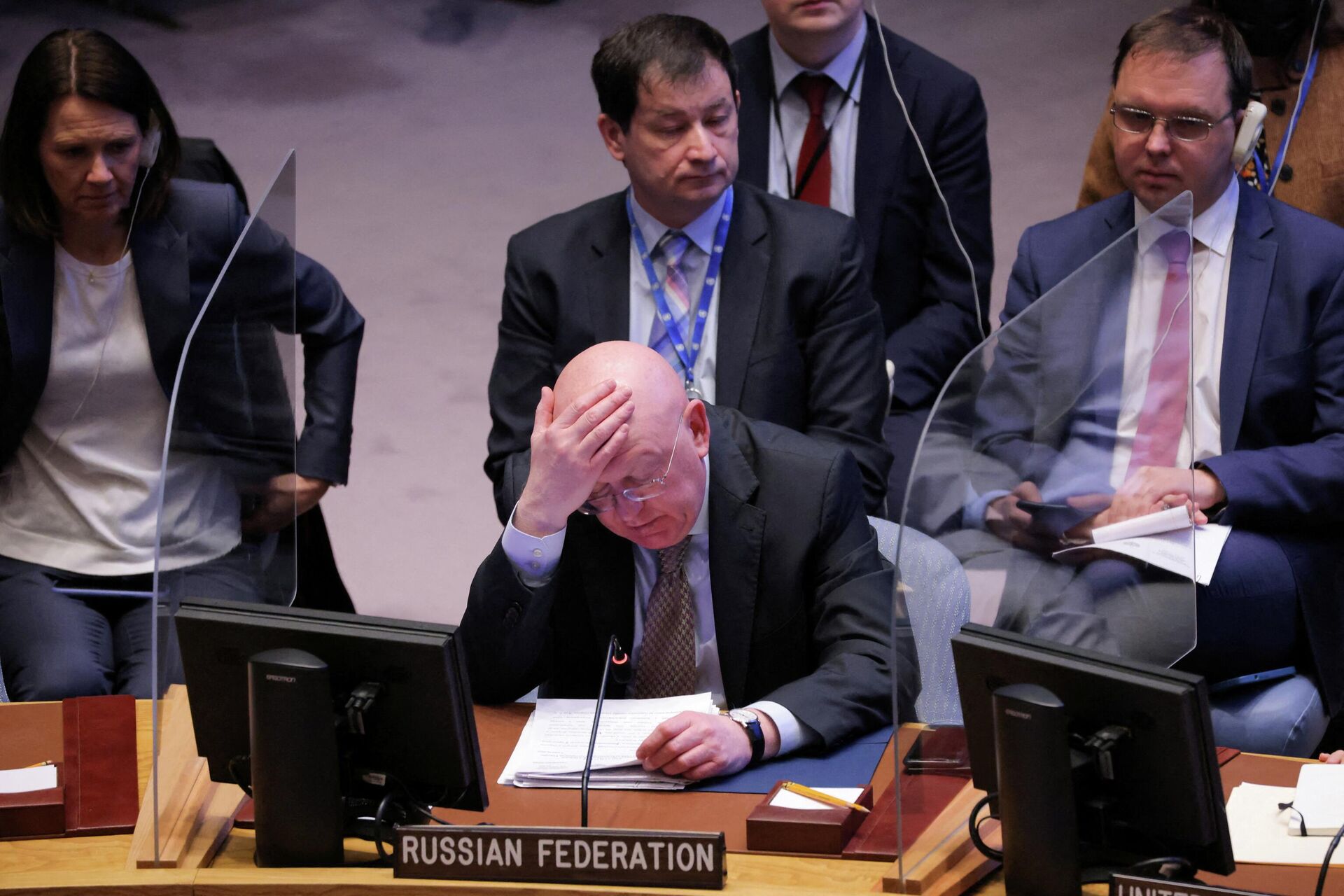 Embaixador russo na ONU, Vasily Nebenzya, no Conselho de Segurança das Nações Unidas, Nova York, 5 de abril de 2022 - Sputnik Brasil, 1920, 06.04.2022