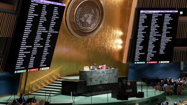 Assembleia Geral da ONU aprova resolução que suspende a Rússia do Conselho de Direitos Humanos, na sede das Nações Unidas, 7 de abril de 2022 - Sputnik Brasil