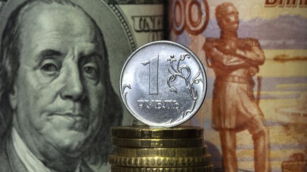 Dólar e rublo - Sputnik Brasil