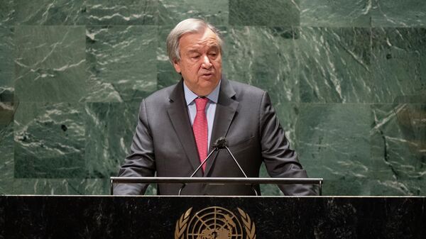 O secretário-geral da Organização das Nações Unidas (ONU), António Guterres, discursa durante a Assembleia Geral da organização, em Nova York, 23 de fevereiro de 2022. - Sputnik Brasil