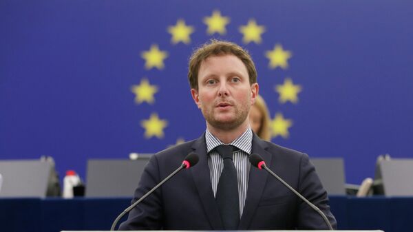 O ministro de Estado para Assuntos Europeus da França, Clement Beaune, no Parlamento Europeu em 16 de fevereiro de 2022. - Sputnik Brasil