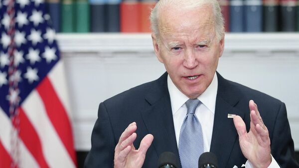 O presidente dos EUA, Joe Biden, faz comentários sobre Rússia e Ucrânia na Sala Roosevelt da Casa Branca, em Washington, DC, 21 de abril de 2022 - Sputnik Brasil