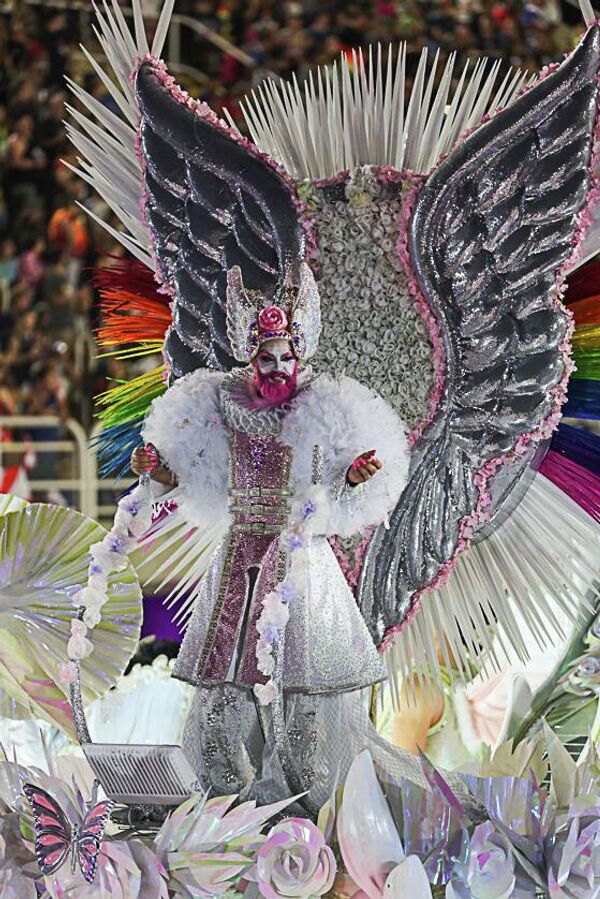 Destaque da São Clemente desfila na Sapucaí durante Carnaval do Rio de Janeiro, 23 de abril de 2022 - Sputnik Brasil