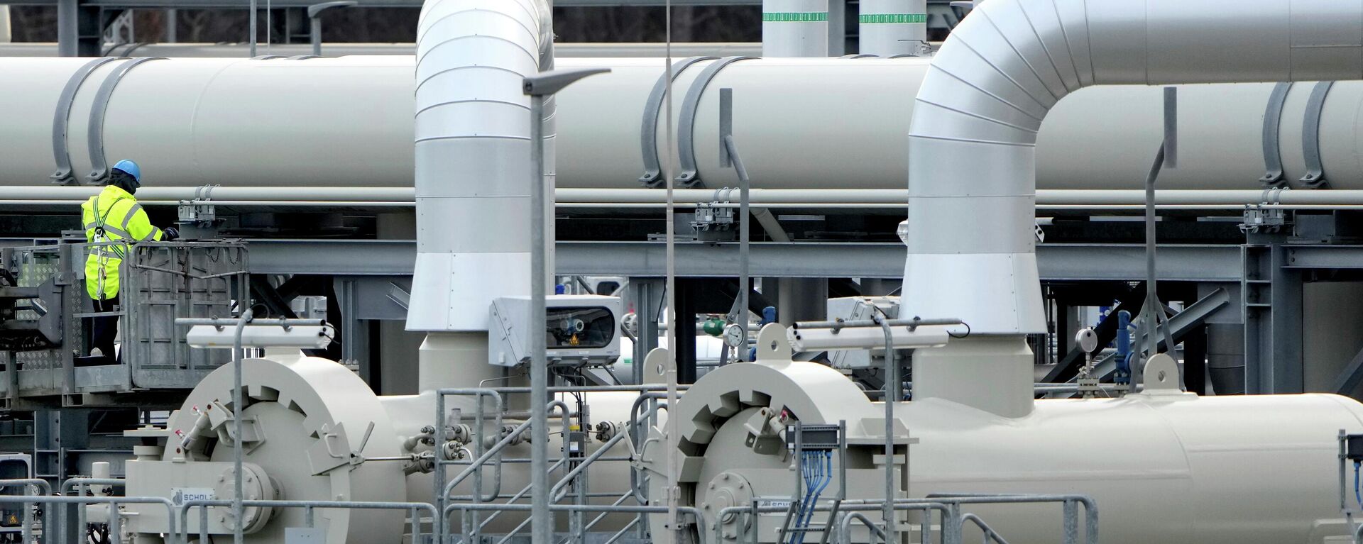 Instalações do gasoduto Nord Stream 2 em Lubmin, no norte da Alemanha, em 15 de fevereiro de 2022 - Sputnik Brasil, 1920, 11.08.2022