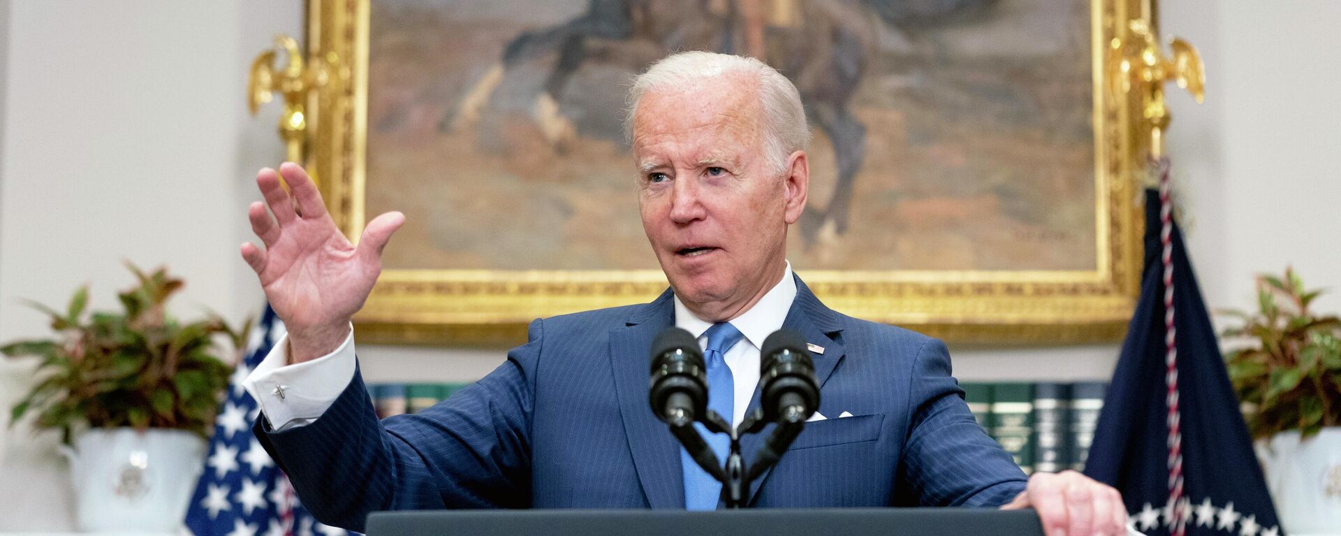 Presidente dos EUA, Joe Biden, falando sobre a situação na Ucrânia em uma coletiva na Casa Branca, 28 de abril de 2022 - Sputnik Brasil, 1920, 20.10.2022