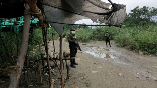Polícia da Colômbia patrulha fronteira com Venezuela perto da Ponte Internacional Simon Bolívar - Sputnik Brasil