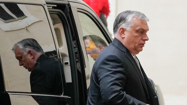 O primeiro-ministro da Hungria, Viktor Orbán, chega ao Vaticano para se encontrar com o Papa Francisco, em 21 de abril de 2022 - Sputnik Brasil