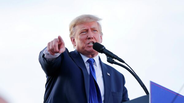 O ex-presidente dos EUA Donald Trump durante comício em Delaware, Ohio, 23 de abril de 2022 - Sputnik Brasil