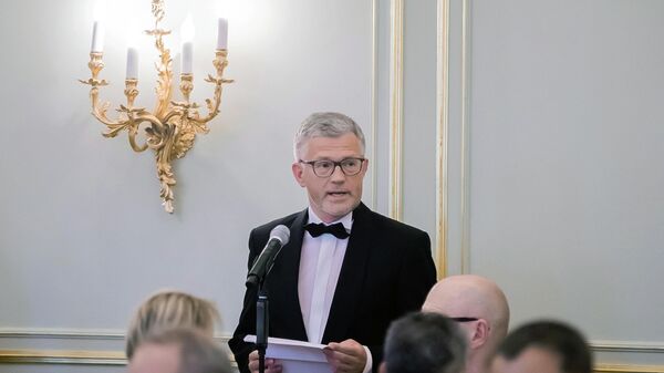 Andrei Melnik, embaixador da Ucrânia na Alemanha, fala com convidados no Hotel Adlon em Berlim, Alemanha, 29 de abril de 2022 - Sputnik Brasil