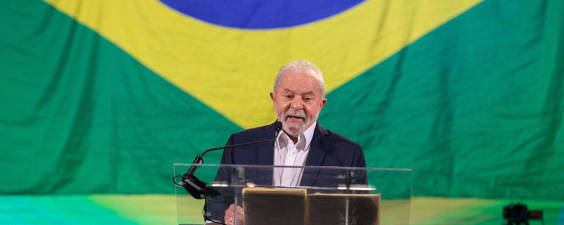O ex-presidente Luiz Inácio Lula da Silva (PT) participa de evento de lançamento de sua pré-candidatura à presidência na chapa ao lado do ex-governador de São Paulo Geraldo Alckmin (PSB), em São Paulo, 7 de maio de 2022. - Sputnik Brasil, 1920, 07.05.2022