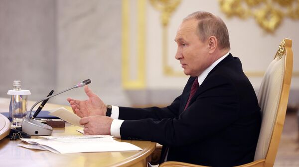 Vladimir Putin, presidente da Rússia, participa de reunião da Organização do Tratado de Segurança Coletiva (OTSC, na sigla em inglês), 16 de maio de 2022 - Sputnik Brasil